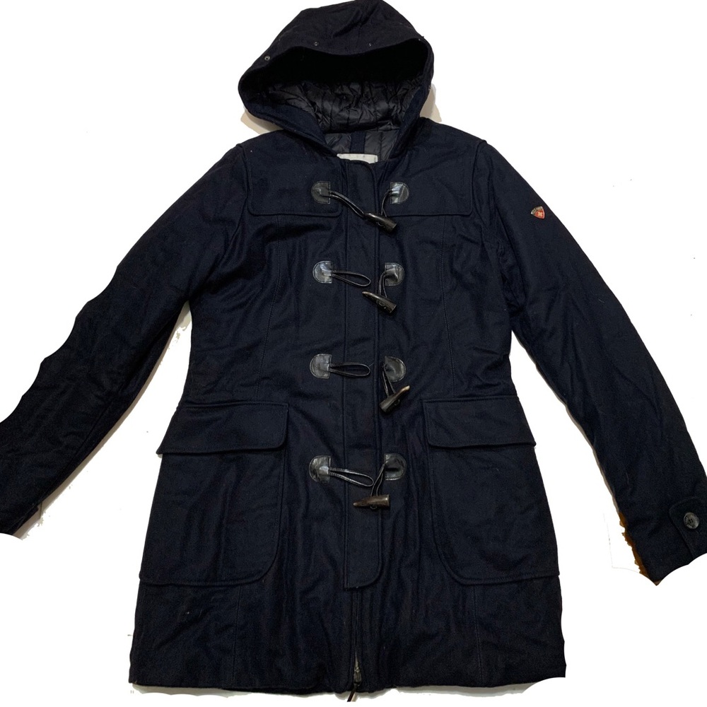 10 / Post card coats